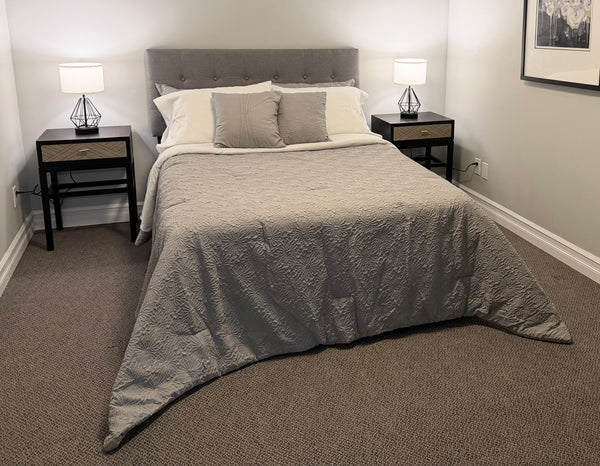 Queen - Dark Grey Ava